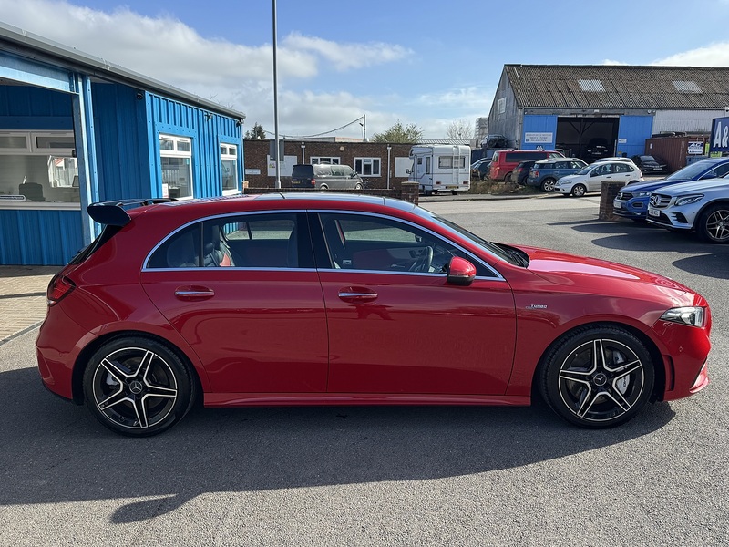 Mercedes-Benz 2.0 A35 AMG (Premium Plus) Hatchback 5dr Petrol SpdS DCT 4MATIC Euro 6 (s/s) (306 ps)