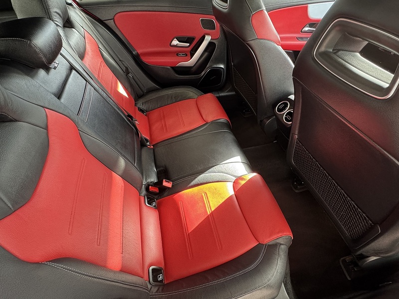 Mercedes-Benz 2.0 A35 AMG (Premium Plus) Hatchback 5dr Petrol SpdS DCT 4MATIC Euro 6 (s/s) (306 ps)