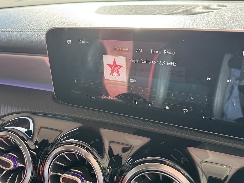 Mercedes-Benz 2.0 A35 AMG (Premium Plus) Hatchback 5dr Petrol SpdS DCT 4MATIC Euro 6 (s/s) (306 ps)