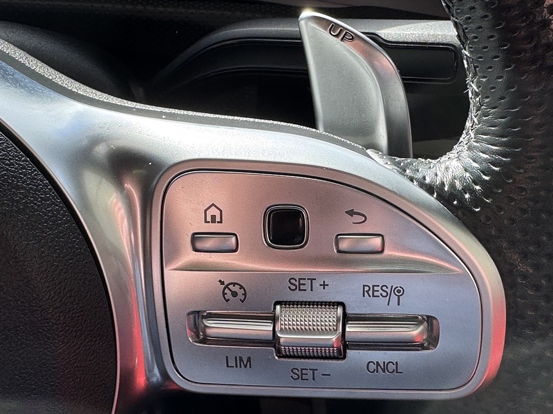 Mercedes-Benz 2.0 A35 AMG (Premium Plus) Hatchback 5dr Petrol SpdS DCT 4MATIC Euro 6 (s/s) (306 ps)