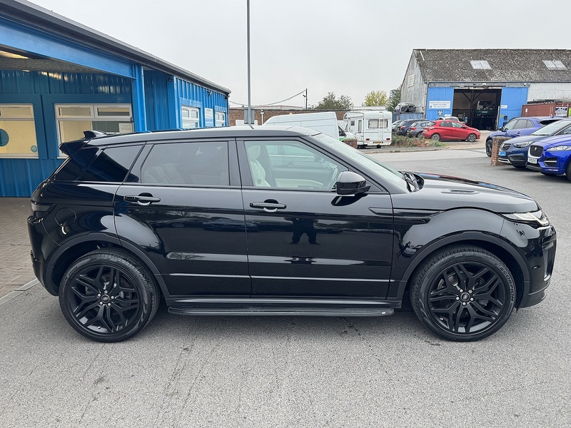 Land Rover 2.0 TD4 HSE Dynamic SUV 5dr Diesel Auto 4WD Euro 6 (s/s) (180 ps)