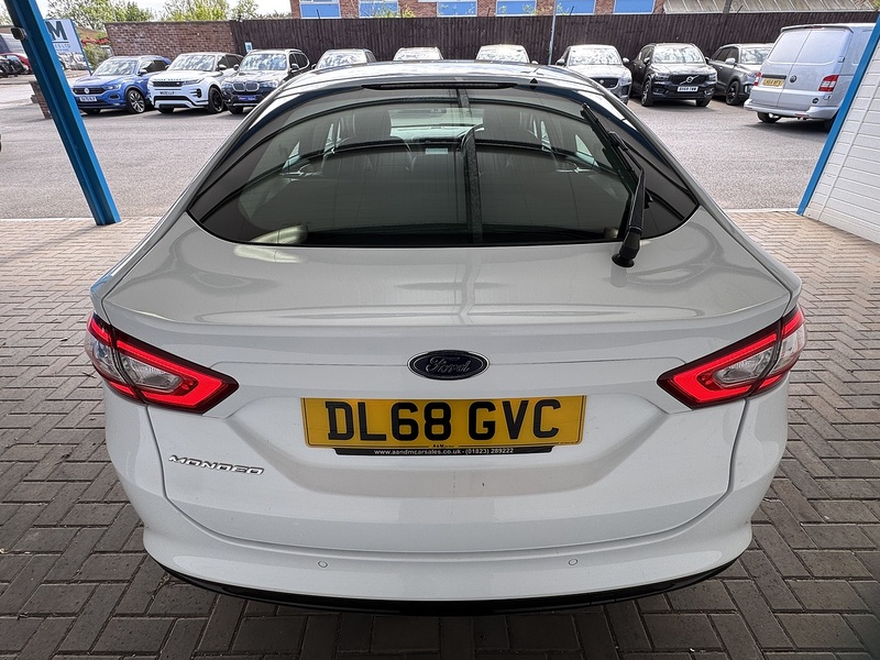 Ford 2.0 TDCi Titanium Edition Hatchback 5dr Diesel Manual Euro 6 (s/s) (150 ps)