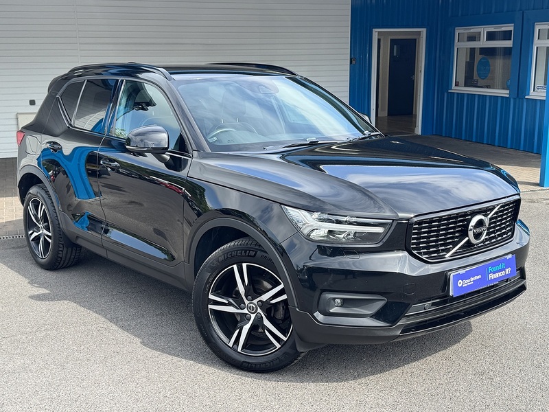 Volvo 1.5 T3 R-Design SUV 5dr Petrol Manual Euro 6 (s/s) (156 ps)