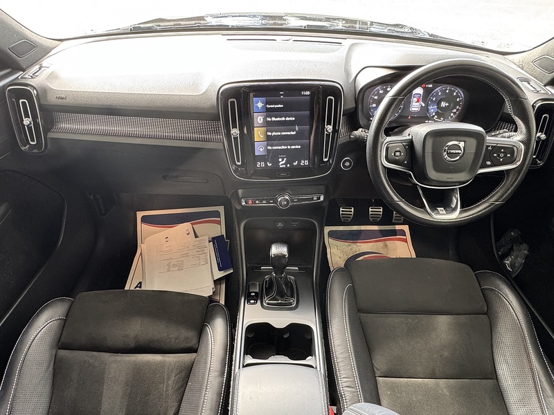 Volvo 1.5 T3 R-Design SUV 5dr Petrol Manual Euro 6 (s/s) (156 ps)
