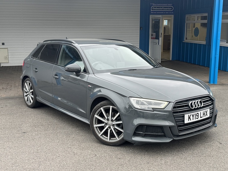 Audi 1.5 TFSI CoD 35 Black Edition Sportback 5dr Petrol Manual Euro 6 (s/s) (150 ps)