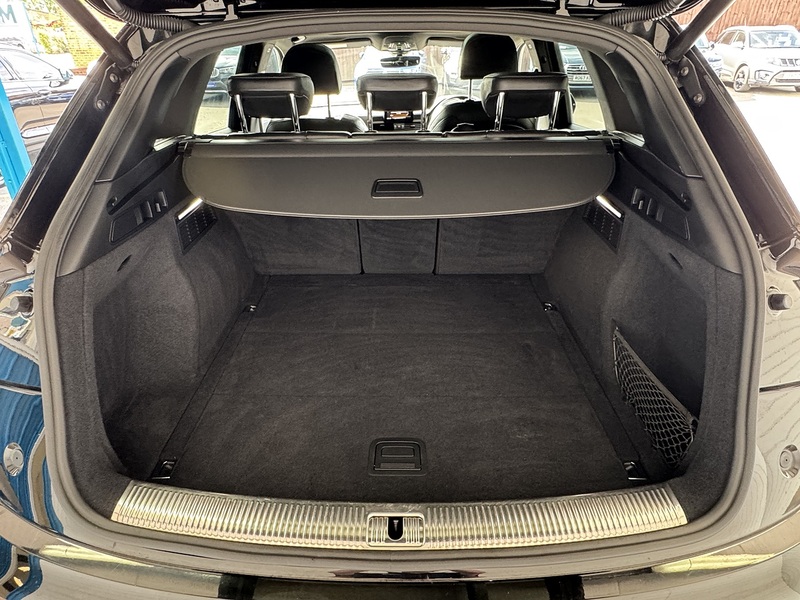 Audi 2.0 TDI 40 Black Edition SUV 5dr Diesel S Tronic quattro Euro 6 (s/s) (190 ps)