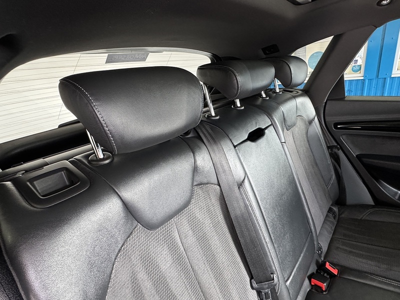 Audi 2.0 TDI 40 Black Edition SUV 5dr Diesel S Tronic quattro Euro 6 (s/s) (190 ps)
