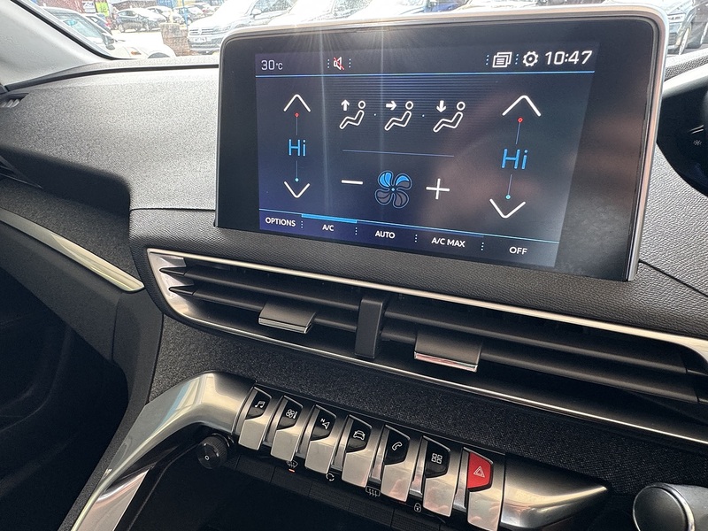 Peugeot 1.5 BlueHDi Allure SUV 5dr Diesel Manual Euro 6 (s/s) (130 ps)