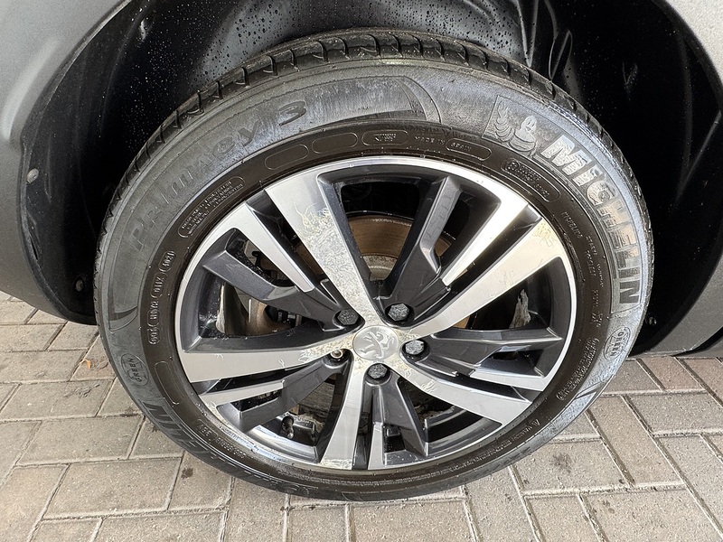 Peugeot 1.5 BlueHDi Allure SUV 5dr Diesel Manual Euro 6 (s/s) (130 ps)