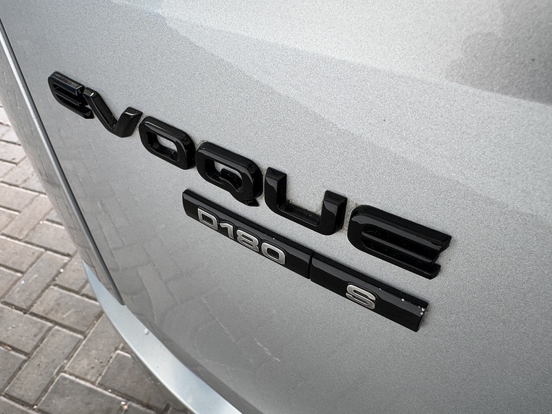 Land Rover 2.0 D180 R-Dynamic S SUV 5dr Diesel Auto 4WD Euro 6 (s/s) (180 ps)