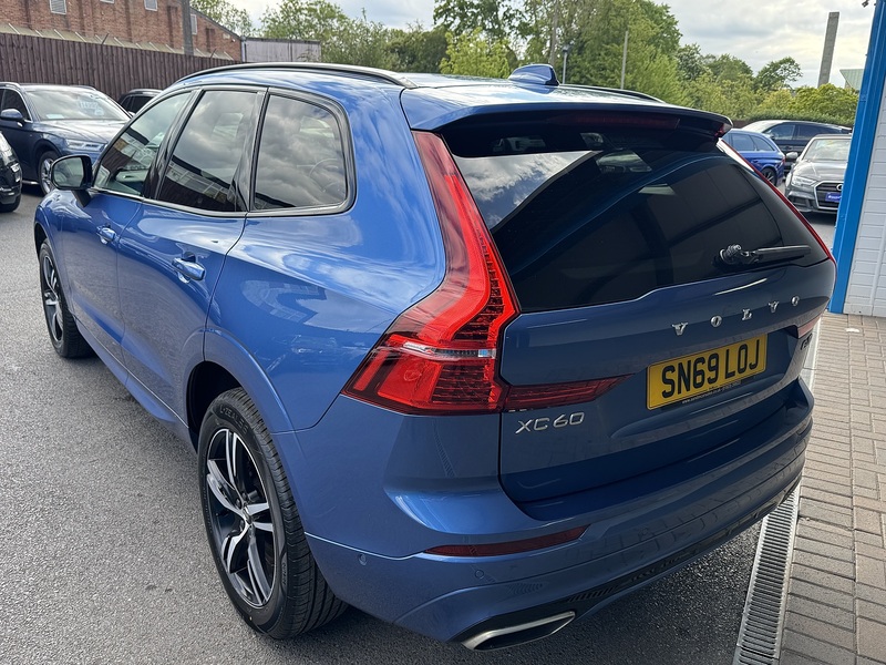 Volvo 2.0 B4 MHEV R-Design SUV 5dr Diesel Hybrid Auto AWD Euro 6 (s/s) (197 ps)
