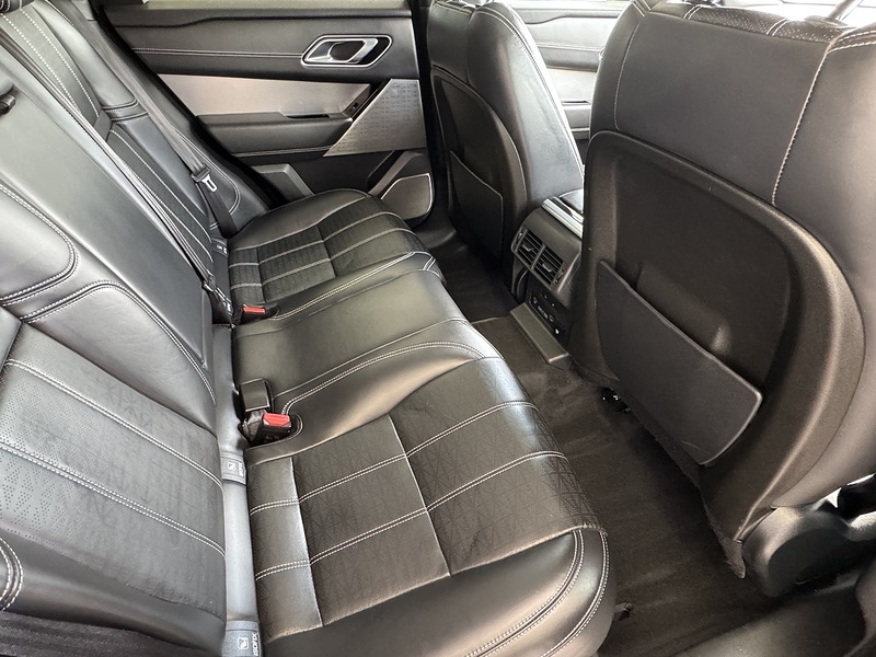 Land Rover 2.0 D240 R-Dynamic HSE SUV 5dr Diesel Auto 4WD Euro 6 (s/s) (240 ps)