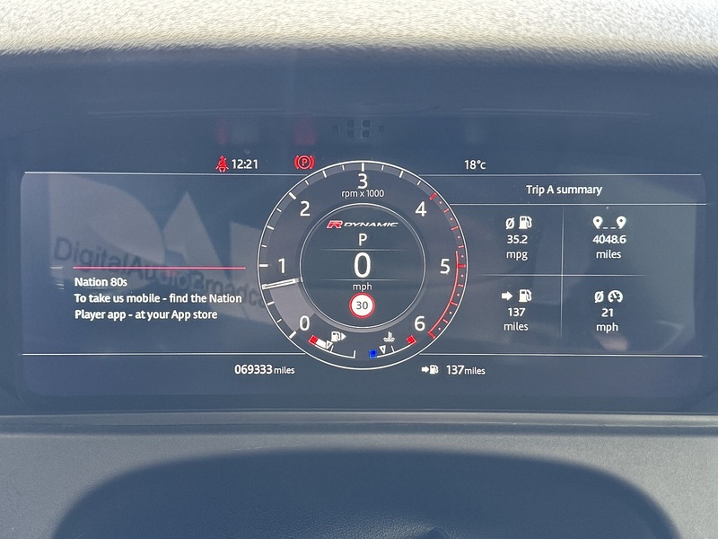 Land Rover 2.0 D240 R-Dynamic HSE SUV 5dr Diesel Auto 4WD Euro 6 (s/s) (240 ps)