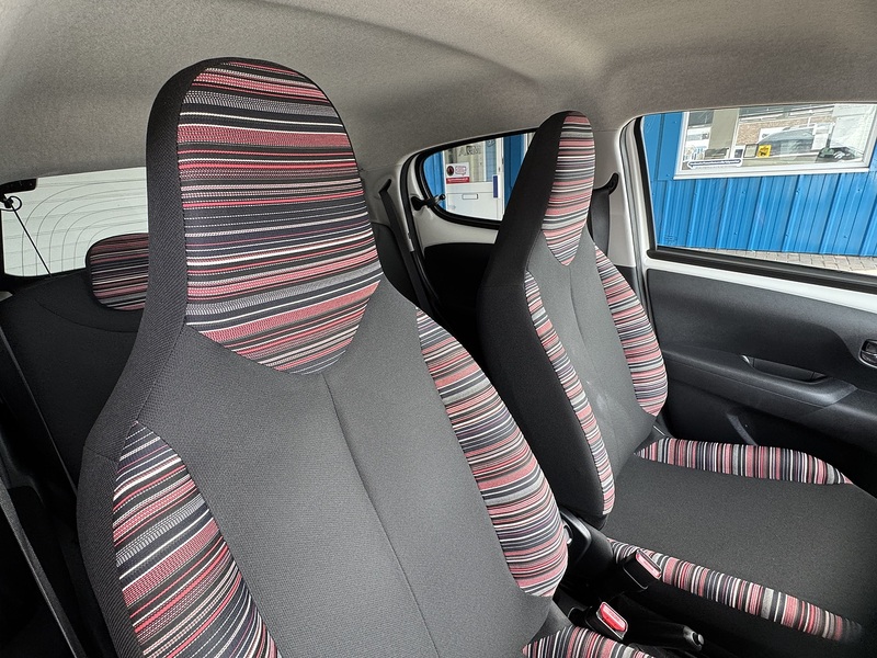 Citroen 1.0 VTi Flair Hatchback 5dr Petrol Manual Euro 6 (s/s) (72 ps)