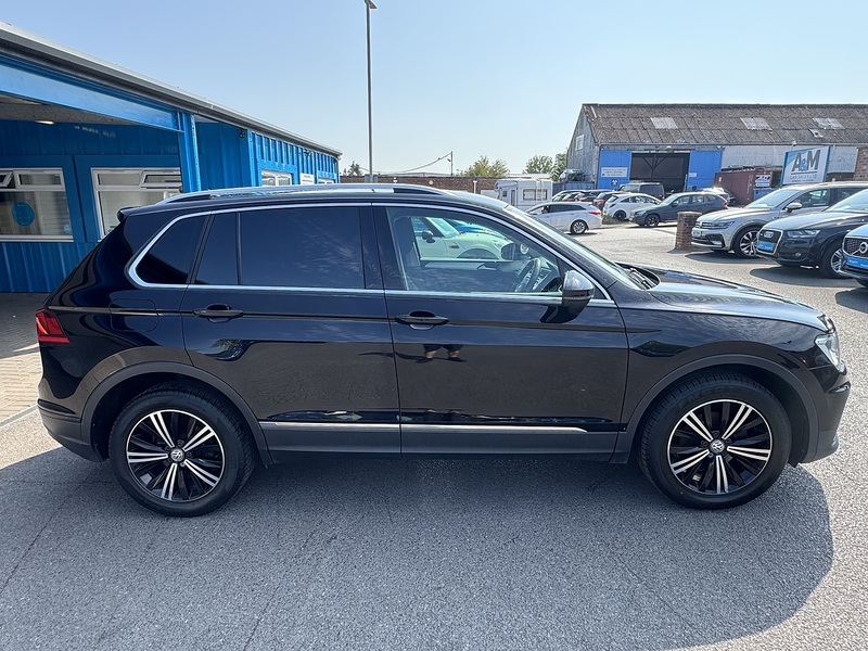 Volkswagen 2.0 TDI SE Navigation SUV 5dr Diesel Manual 4Motion Euro 6 (s/s) (150 ps)