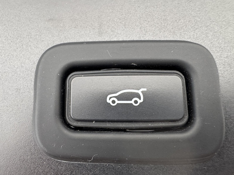 Land Rover 2.0 D200 MHEV R-Dynamic HSE SUV 5dr Diesel Auto 4WD Euro 6 (s/s) (204 ps)