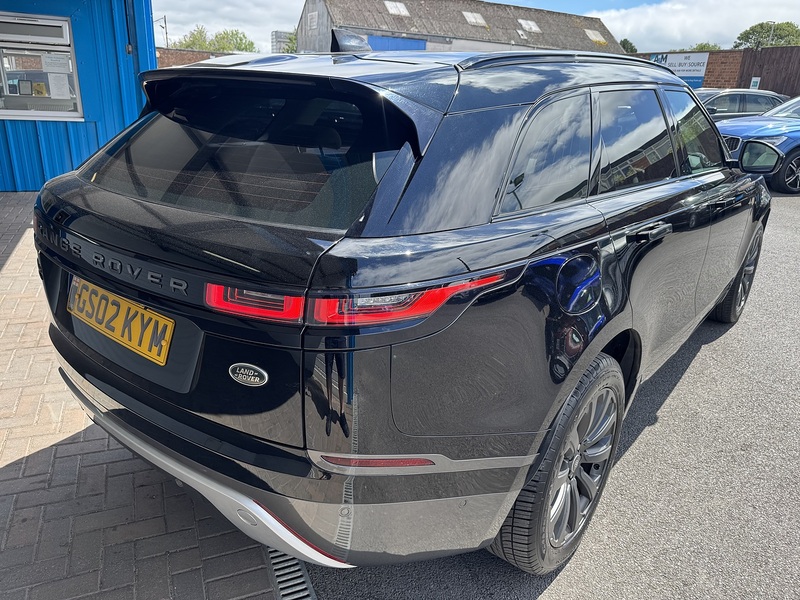 Land Rover 2.0 D180 R-Dynamic SE SUV 5dr Diesel Auto 4WD Euro 6 (s/s) (180 ps)