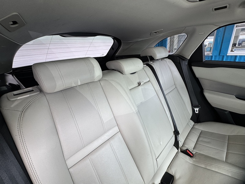 Land Rover 2.0 D180 R-Dynamic SE SUV 5dr Diesel Auto 4WD Euro 6 (s/s) (180 ps)
