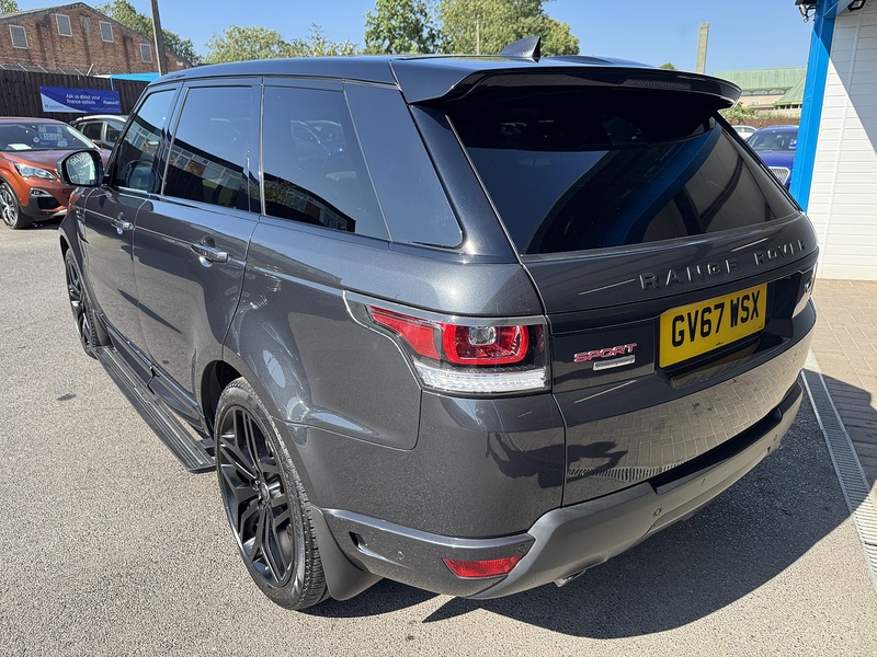 Land Rover 3.0 SD V6 Autobiography Dynamic SUV 5dr Diesel Auto 4WD Euro 6 (s/s) (306 ps)