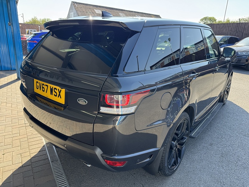 Land Rover 3.0 SD V6 Autobiography Dynamic SUV 5dr Diesel Auto 4WD Euro 6 (s/s) (306 ps)