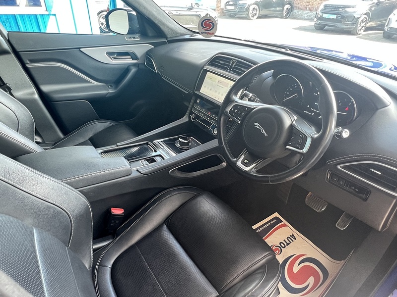 Jaguar 2.0 D180 R-Sport SUV 5dr Diesel Auto AWD Euro 6 (s/s) (180 ps)