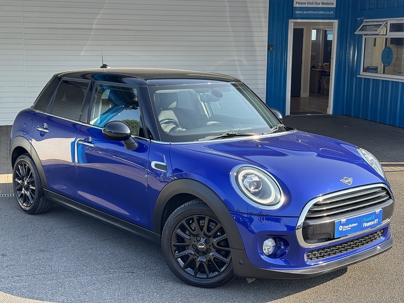 MINI 1.5 Cooper Hatchback 5dr Petrol Manual Euro 6 (s/s) (136 ps)