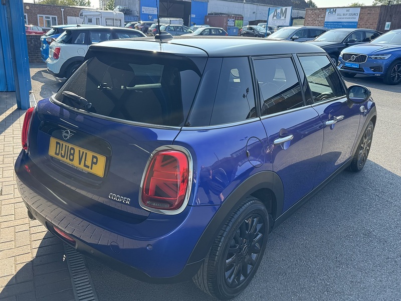 MINI 1.5 Cooper Hatchback 5dr Petrol Manual Euro 6 (s/s) (136 ps)