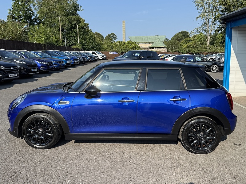 MINI 1.5 Cooper Hatchback 5dr Petrol Manual Euro 6 (s/s) (136 ps)