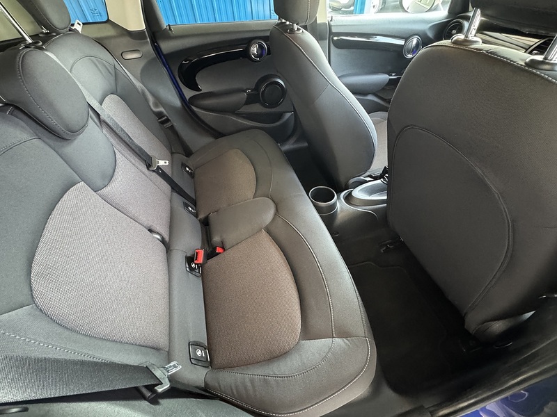 MINI 1.5 Cooper Hatchback 5dr Petrol Manual Euro 6 (s/s) (136 ps)