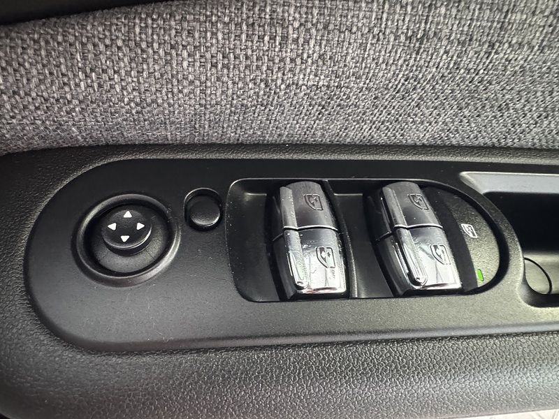 MINI 1.5 One Estate 6dr Petrol Manual Euro 6 (s/s) (102 ps)
