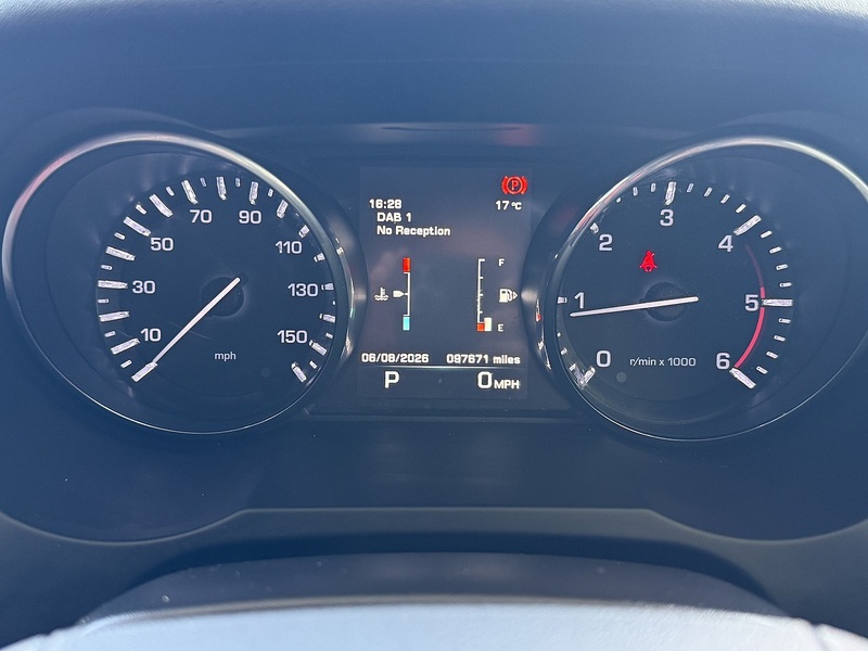 Land Rover 2.2 SD4 Dynamic SUV 5dr Diesel Auto 4WD Euro 5 (s/s) (190 ps)