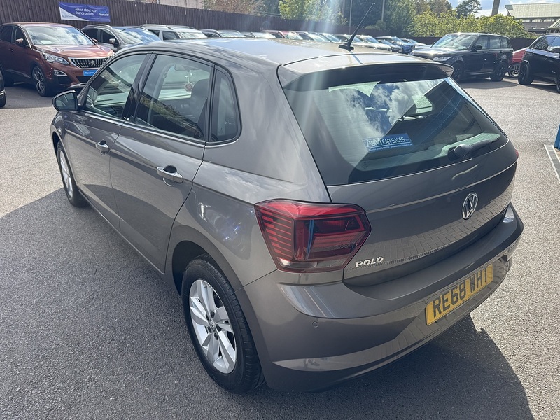 Volkswagen 1.0 EVO SE Hatchback 5dr Petrol Manual Euro 6 (s/s) (65 ps)