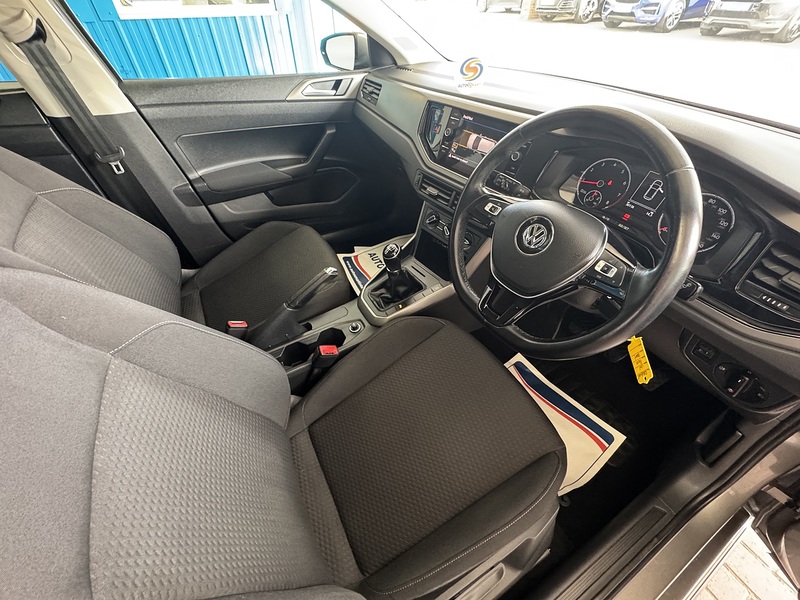 Volkswagen 1.0 EVO SE Hatchback 5dr Petrol Manual Euro 6 (s/s) (65 ps)