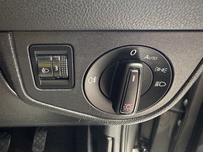 Volkswagen 1.0 EVO SE Hatchback 5dr Petrol Manual Euro 6 (s/s) (65 ps)