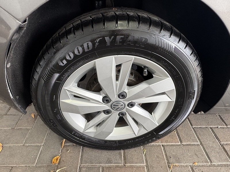 Volkswagen 1.0 EVO SE Hatchback 5dr Petrol Manual Euro 6 (s/s) (65 ps)