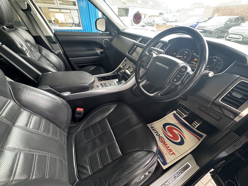 Land Rover SD V6 Autobiography Dynamic SUV 3.0 Automatic Diesel