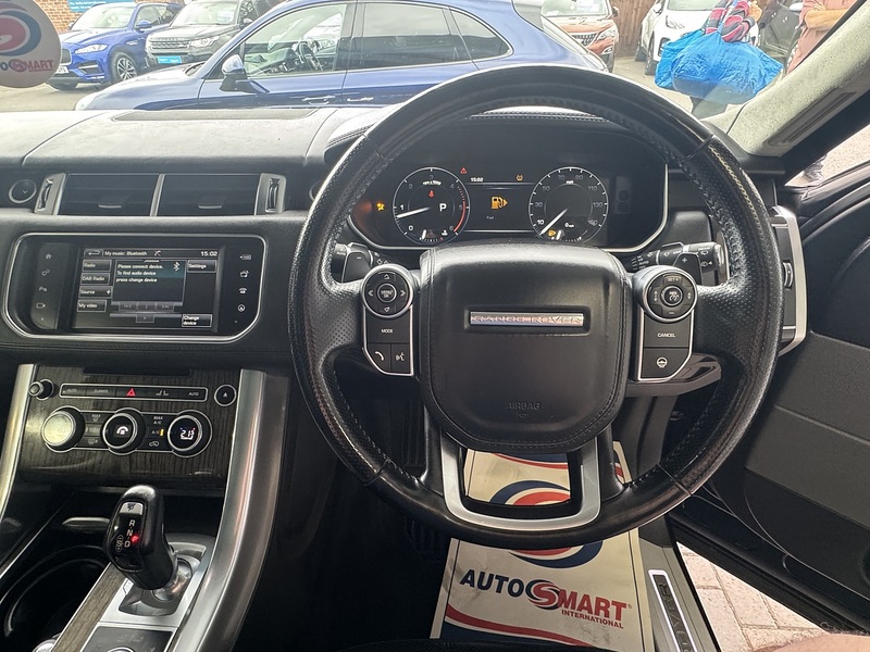 Land Rover SD V6 Autobiography Dynamic SUV 3.0 Automatic Diesel