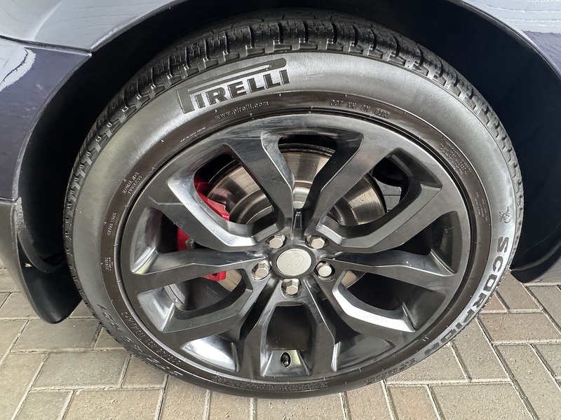 Land Rover SD V6 Autobiography Dynamic SUV 3.0 Automatic Diesel