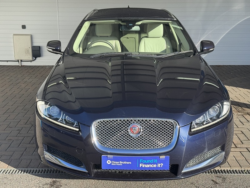 Jaguar 2.2d Premium Luxury Sportbrake 5dr Diesel Auto Euro 5 (s/s) (200 ps)