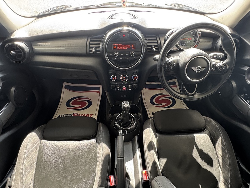 MINI 1.5 Cooper Hatchback 5dr Petrol Manual Euro 6 (s/s) (136 ps)