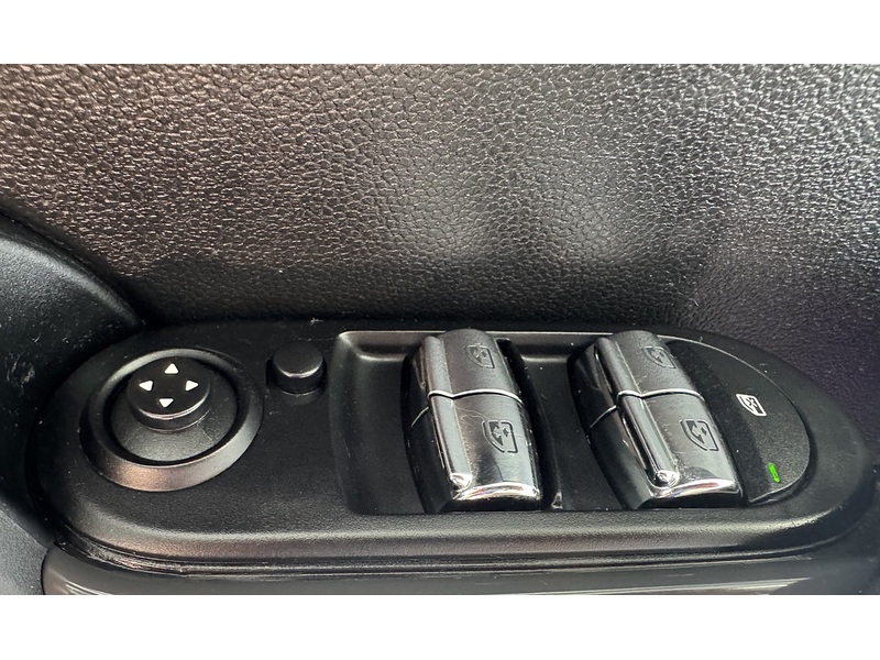 MINI 1.5 Cooper Hatchback 5dr Petrol Manual Euro 6 (s/s) (136 ps)