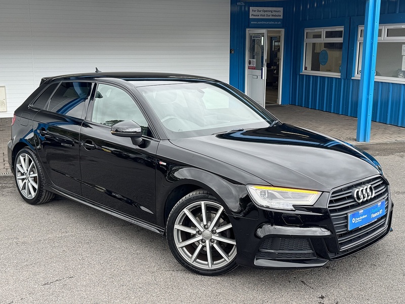 Audi 1.0 TFSI 30 Black Edition Sportback 5dr Petrol Manual Euro 6 (s/s) (116 ps)