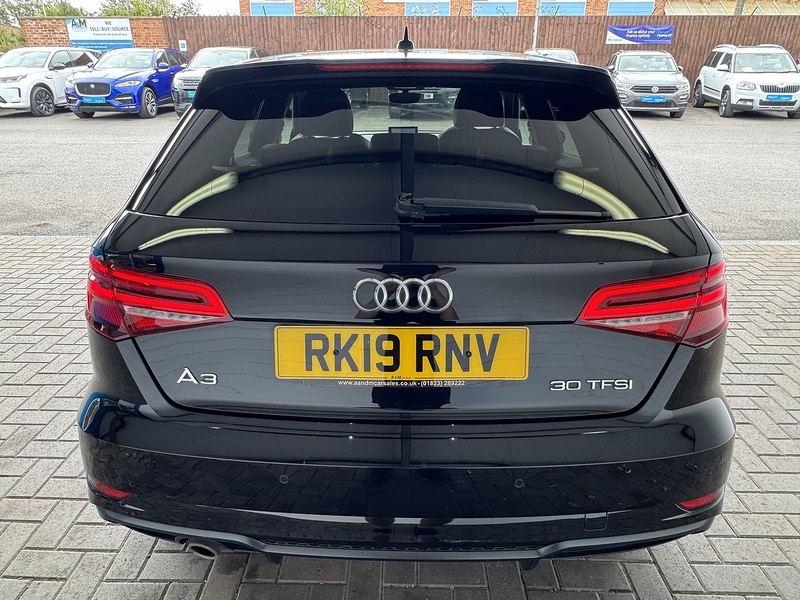 Audi 1.0 TFSI 30 Black Edition Sportback 5dr Petrol Manual Euro 6 (s/s) (116 ps)