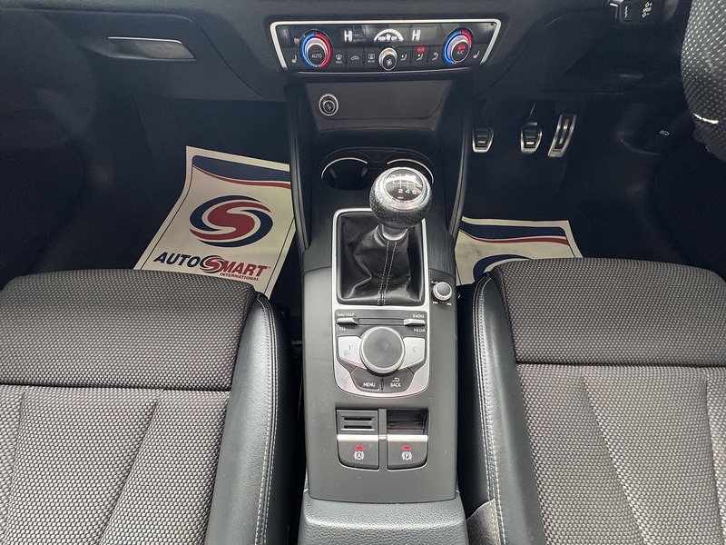 Audi 1.0 TFSI 30 Black Edition Sportback 5dr Petrol Manual Euro 6 (s/s) (116 ps)