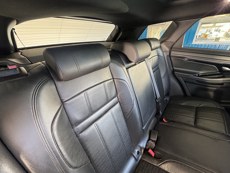 Land Rover 2.0 D180 R-Dynamic HSE SUV 5dr Diesel Auto 4WD Euro 6 (s/s) (180 ps)
