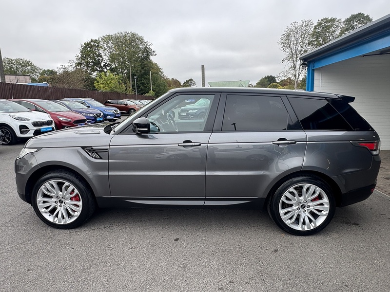 Land Rover SD HSE Dynamic SUV 3.0 Automatic Diesel