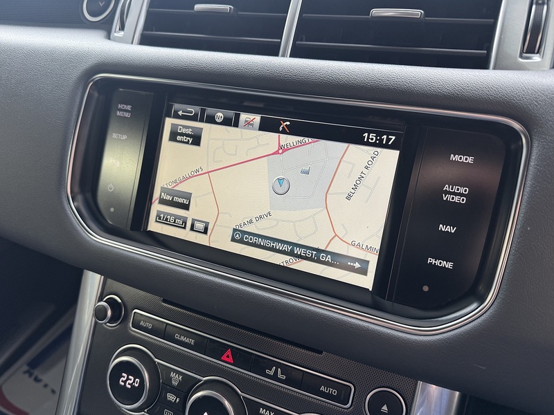 Land Rover SD HSE Dynamic SUV 3.0 Automatic Diesel