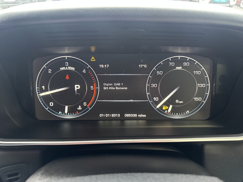 Land Rover SD HSE Dynamic SUV 3.0 Automatic Diesel