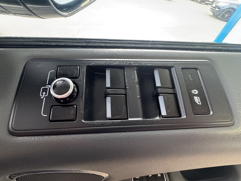 Land Rover SD HSE Dynamic SUV 3.0 Automatic Diesel
