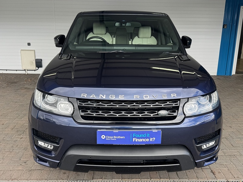 Land Rover SD V8 Autobiography Dynamic SUV 4.4 Automatic Diesel